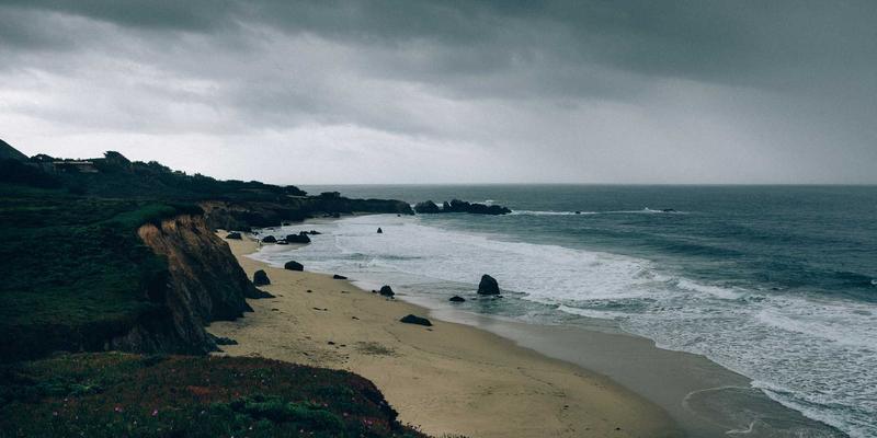 刑事侦查的逻辑思维：从犯罪现场重建到嫌疑人排查的认知提升与脑力训练