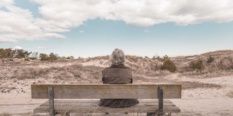 结构化思维训练：用金字塔原理构建清晰有力的逻辑框架